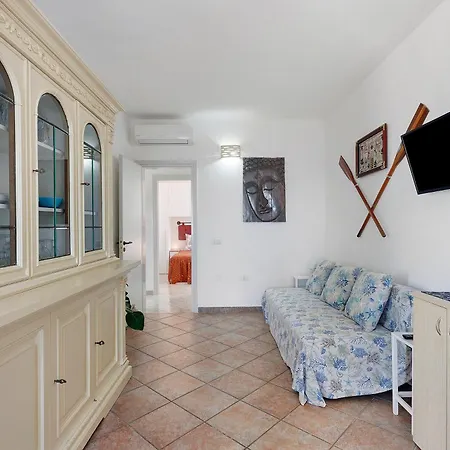 Stella Villa *