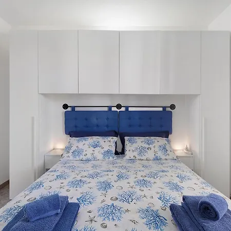 Stella Villa